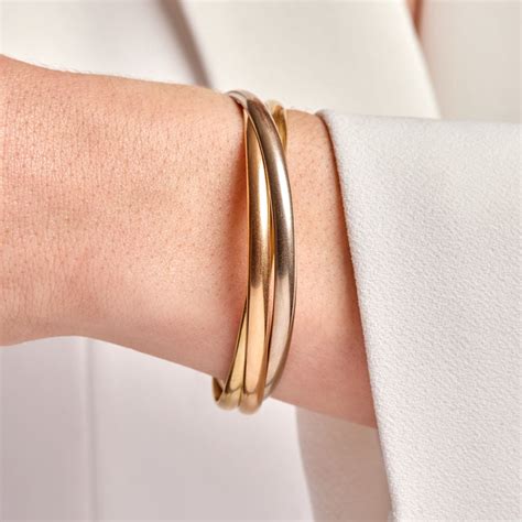 bracelet cartier femme prix|bracelete Cartier original.